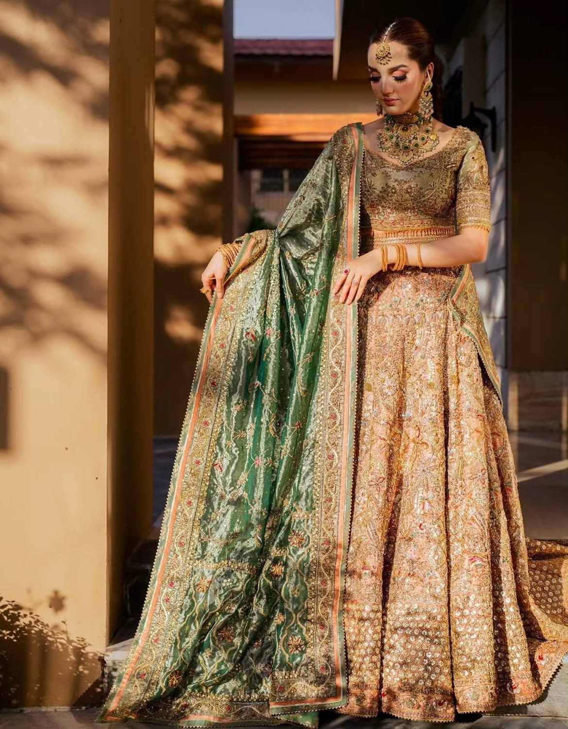 Gold that holds the ceremony — Sehra hour